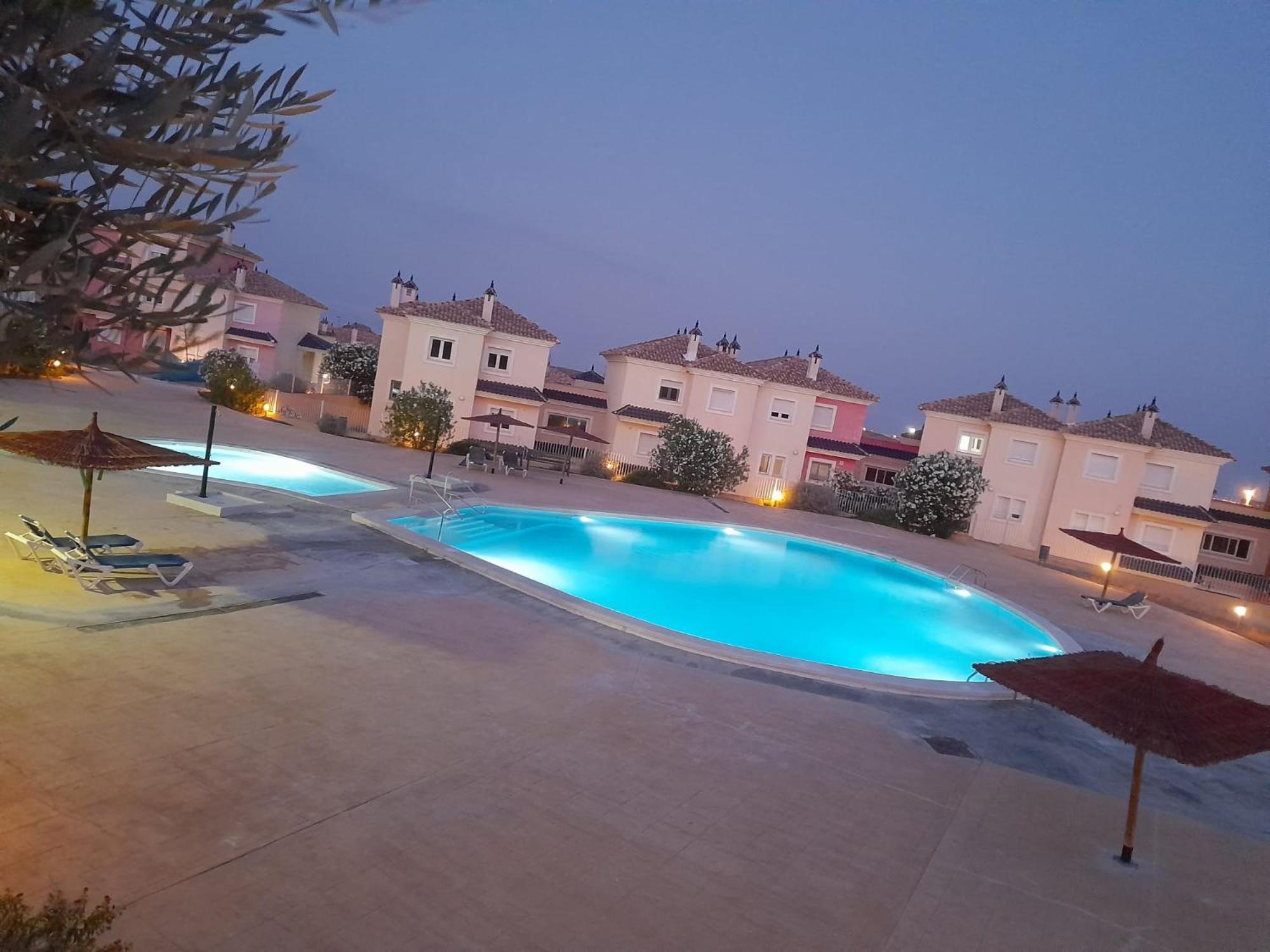 Beautiful Enjoy, With A Shared Pool Apartment *